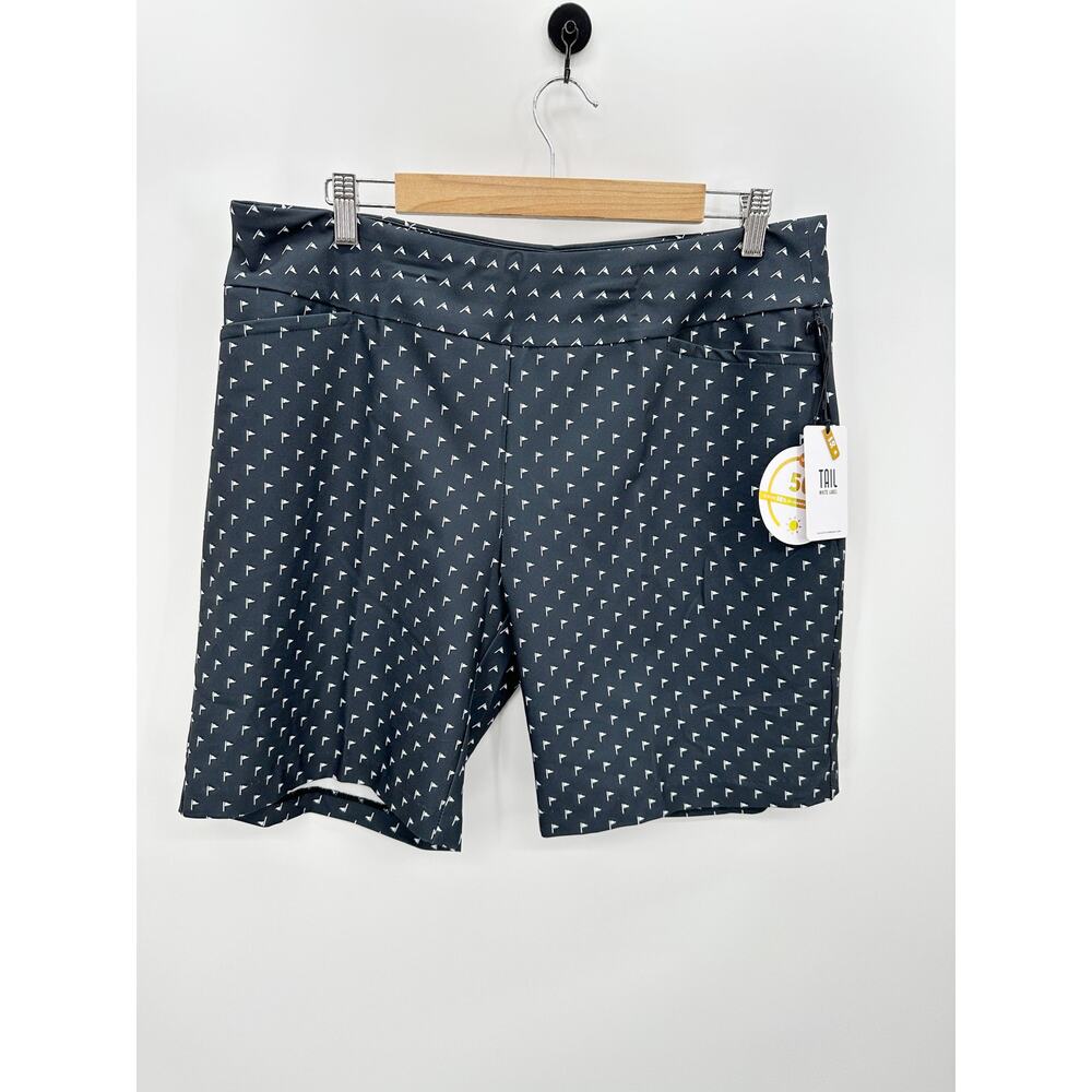 Tail Shorts Women 16 NWT‎ Black Printed In For The Win 18" Pull On Pockets Golf